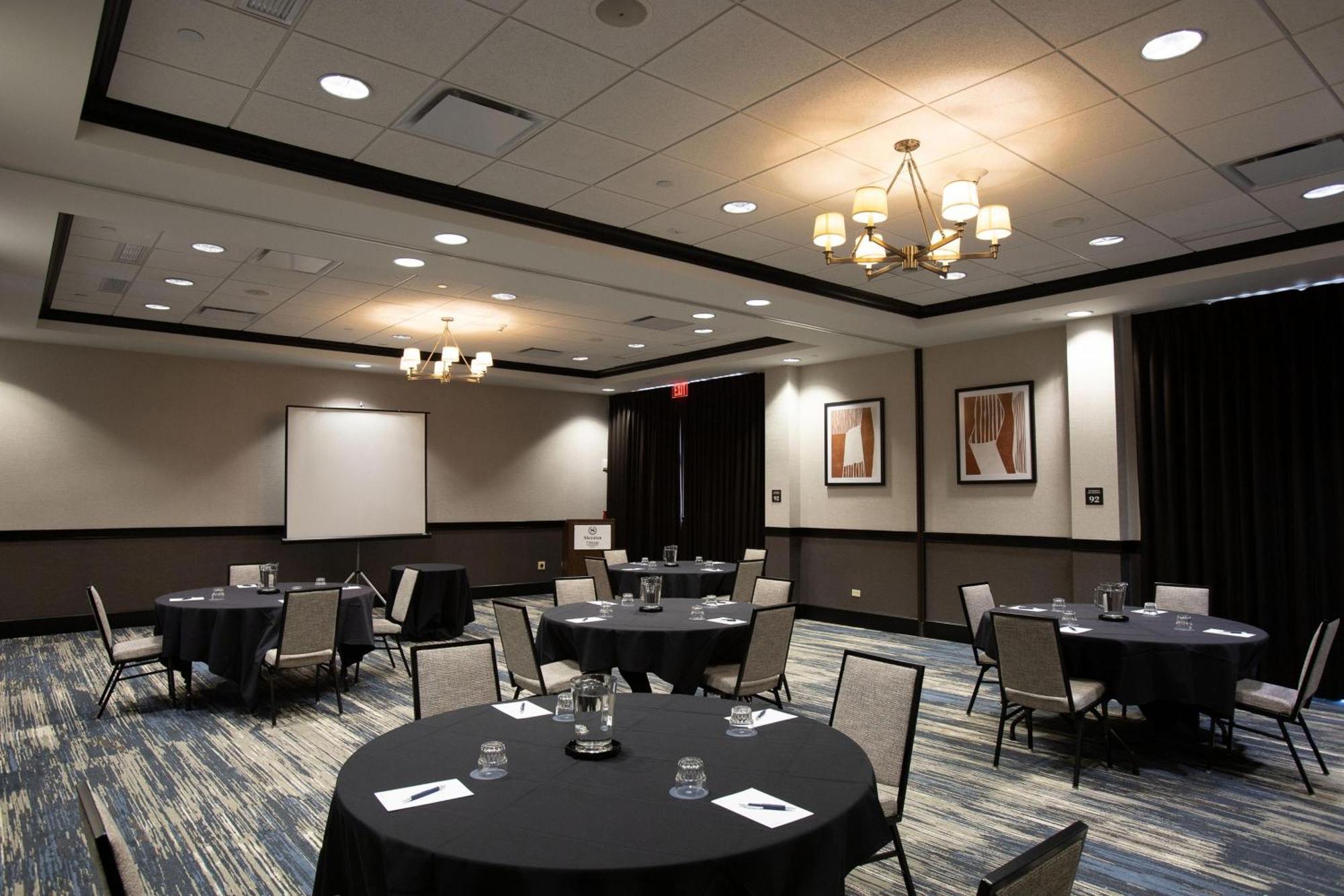 Sheraton Chicago Нортбрук Экстерьер фото