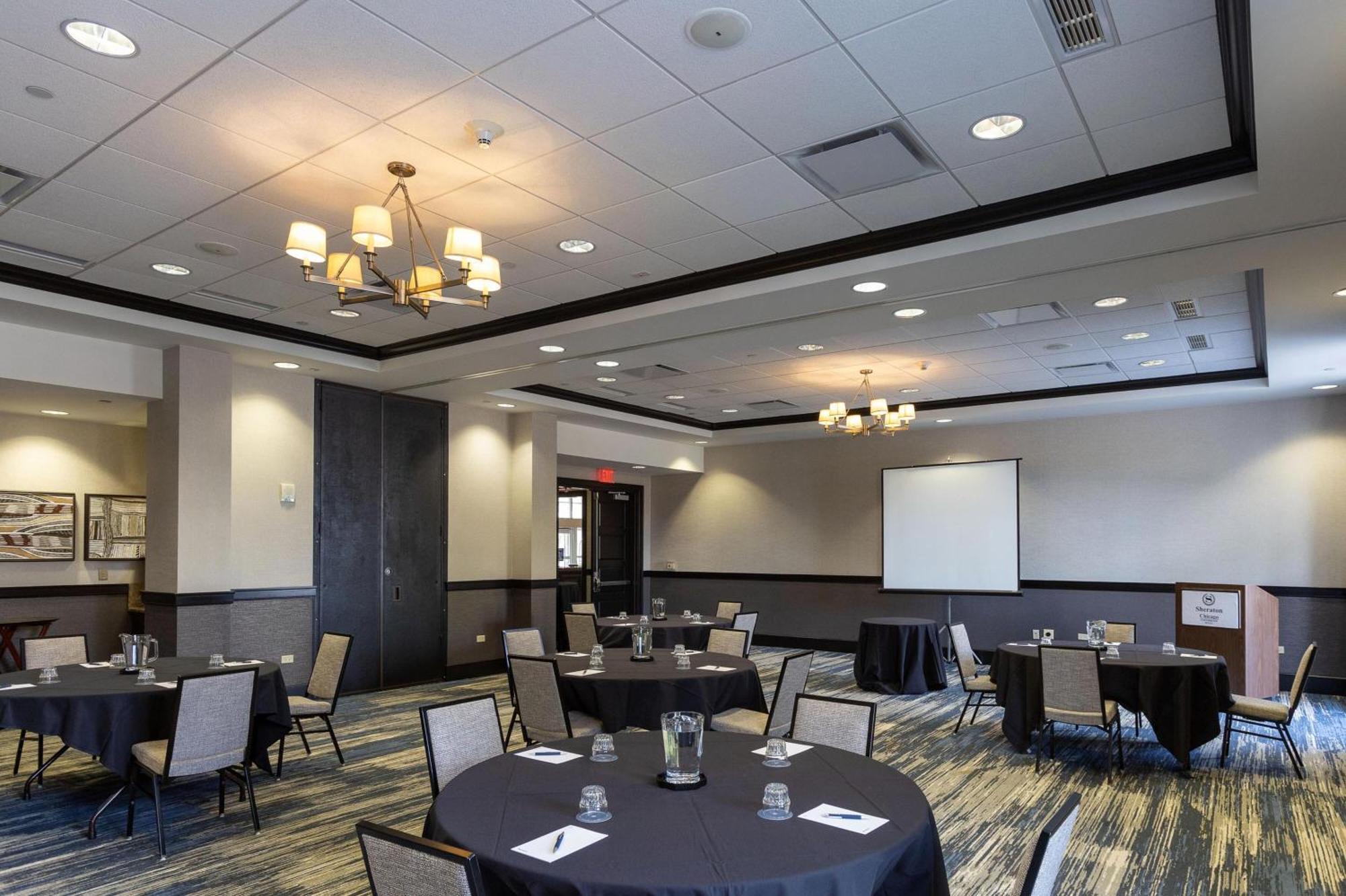 Sheraton Chicago Нортбрук Экстерьер фото